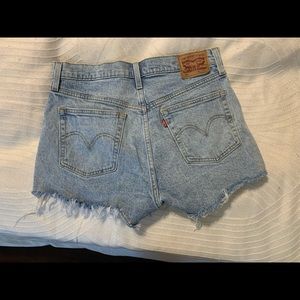 501 Levi shorts